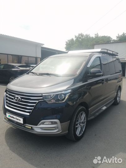 Hyundai Grand Starex 2.5 AT, 2019, 65 000 км