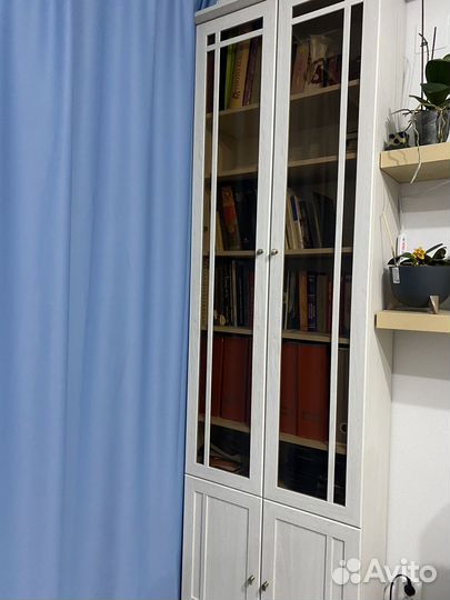 Шкаф для книг Sherlock