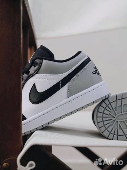 Кроссовки Air Jordan 1 Low Shadow Toe оригинал