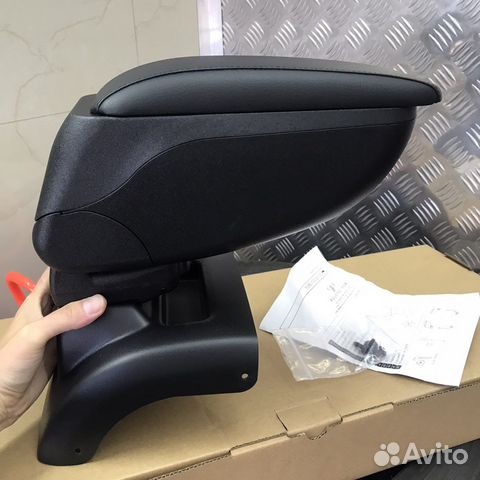 Подлокотник Ford Focus 2 2005