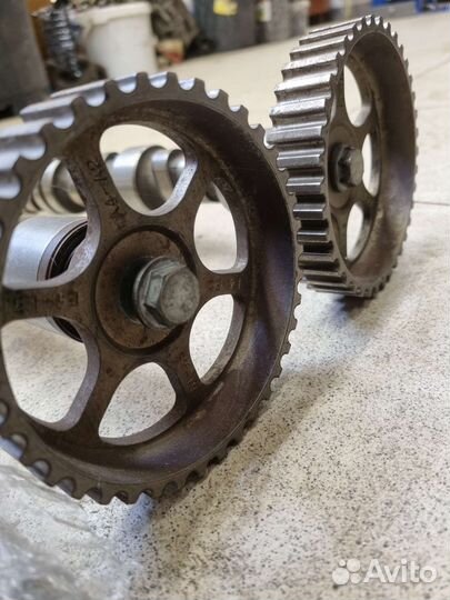 Распредвала Рено Логан Сандеро Ларгус