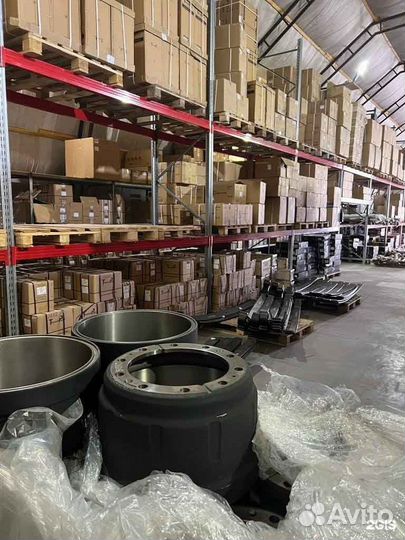 Фара передняя правая X3000 тягач DZ97189723261 sha