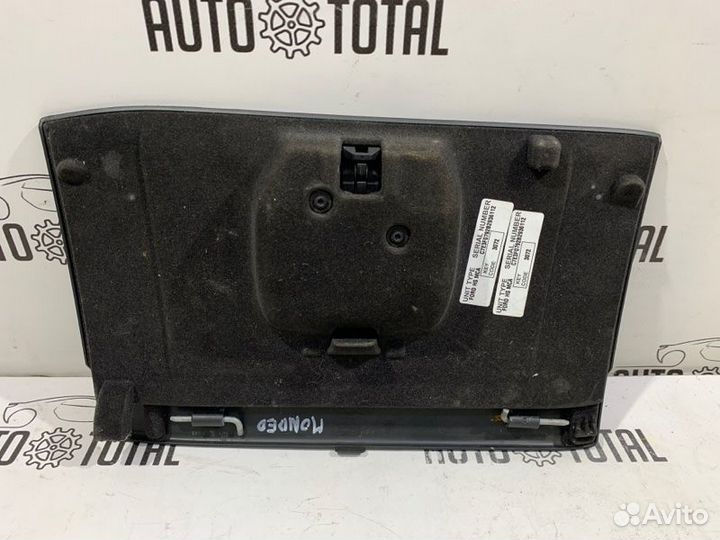 Крышка бардачка Ford Mondeo 4 seba 2011