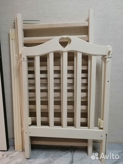Кроватка детская с матрасом 120 60