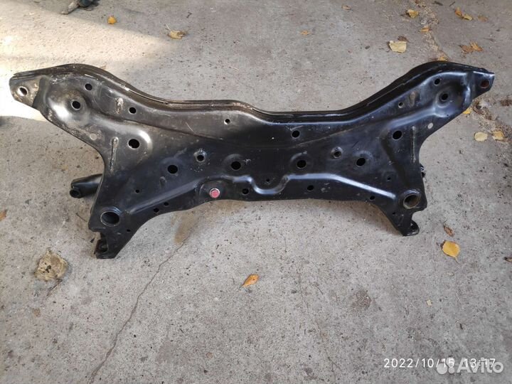 Подрамник Mitsubishi outlander xl оригинал