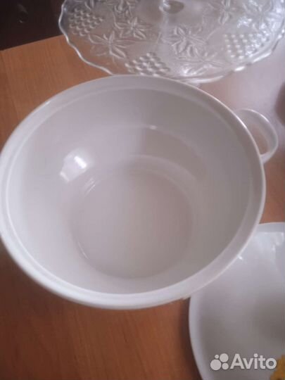 Сервиз, супница,подставка для торта