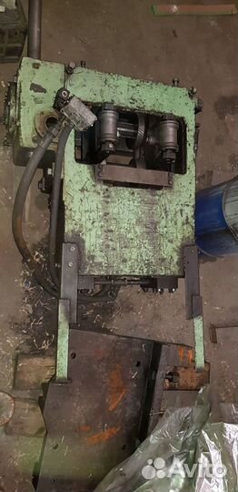 Подающие устройства к прессам