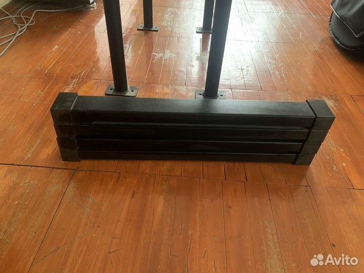 Турник брусья