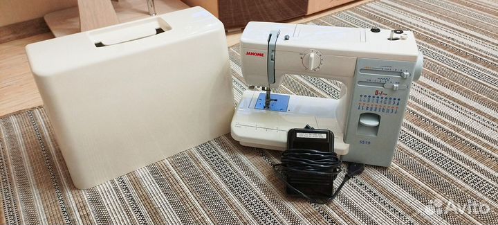 Швейная машинка janome5519