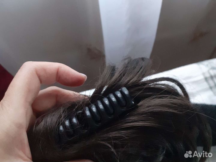 Заколка с хвостом