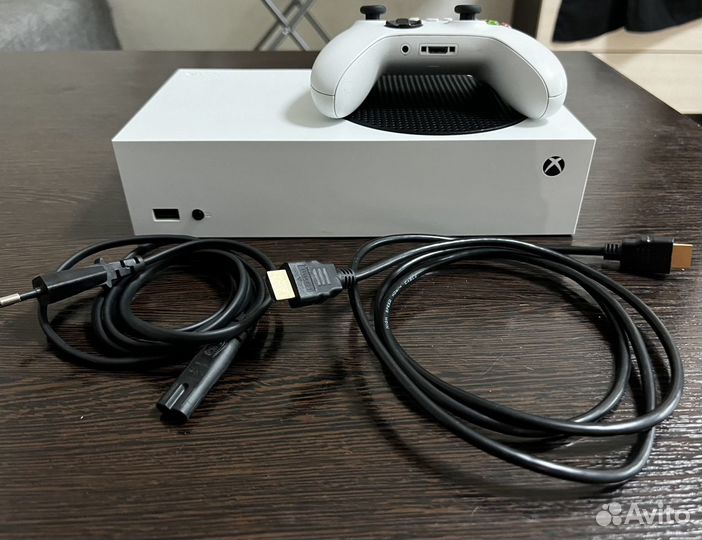 Xbox series s 512gb 1джойстик+ джойстик gold