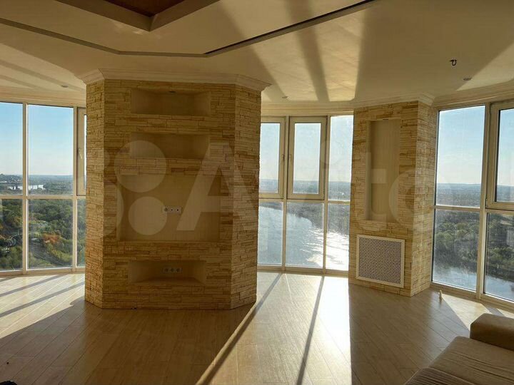 4-к. квартира, 164 м², 10/14 эт.