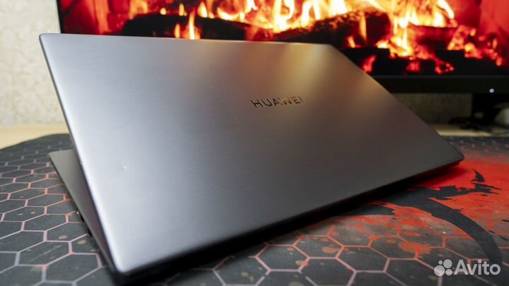Мощный Huawei Matebook D15 Core i5-11/SSD