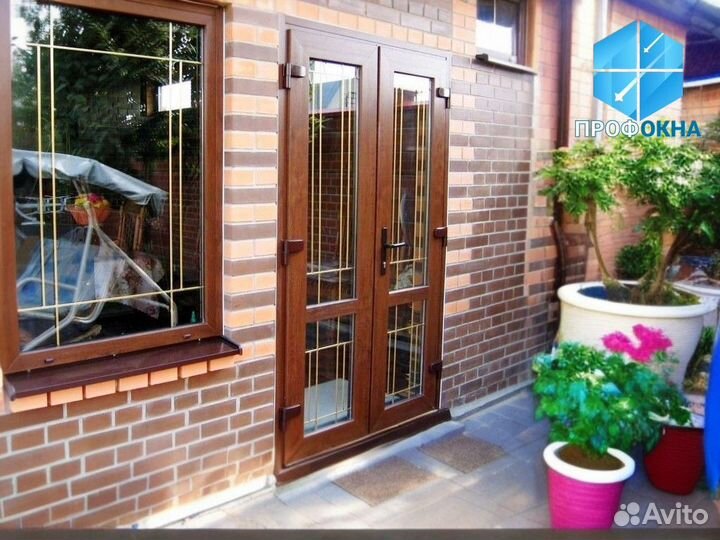 Дверь пвх со стеклом Новая / с Установкой