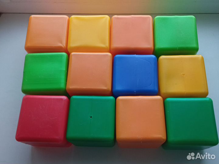 Кубики большие пластиковые