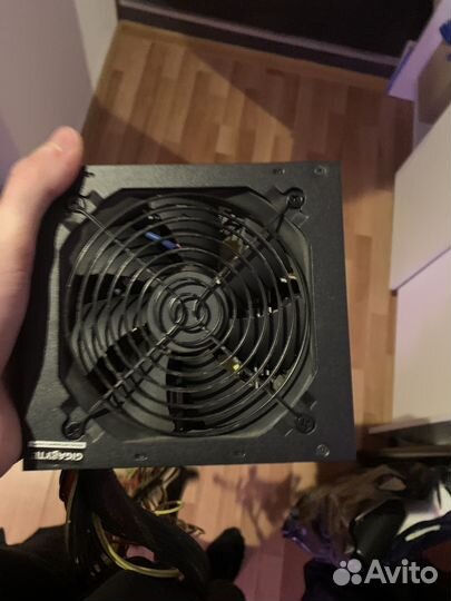 Блок питания 600w gigabyte