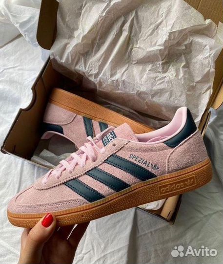 Кроссовки Adidas Spezial pink женские