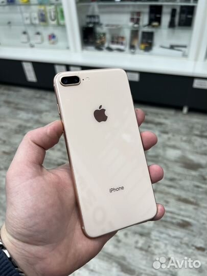 iPhone 8 Plus, 64 ГБ