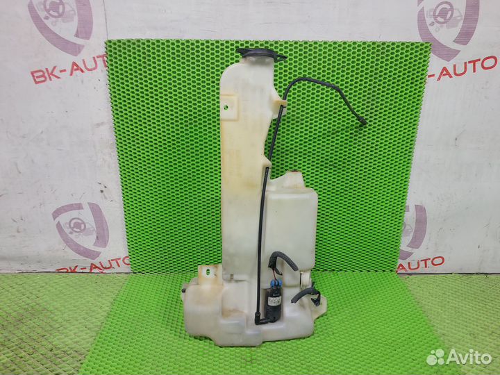 Бачок стеклоомывателя Chevrolet Tahoe GMT800