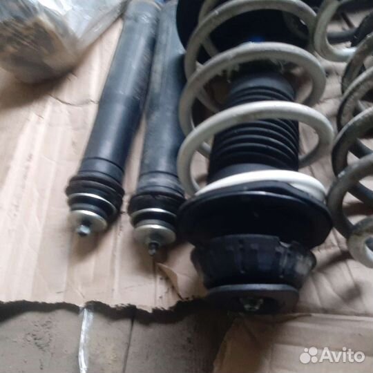 Стойки toyota corolla filder nke165 trd