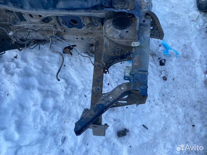 Лонжерон передний левый Nissan Tiida C11 2007-2014