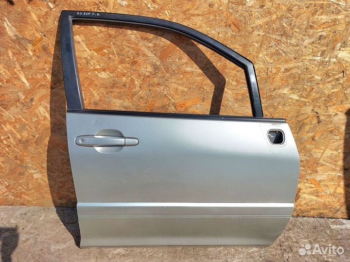 Дверь передняя правая Lexus RX300