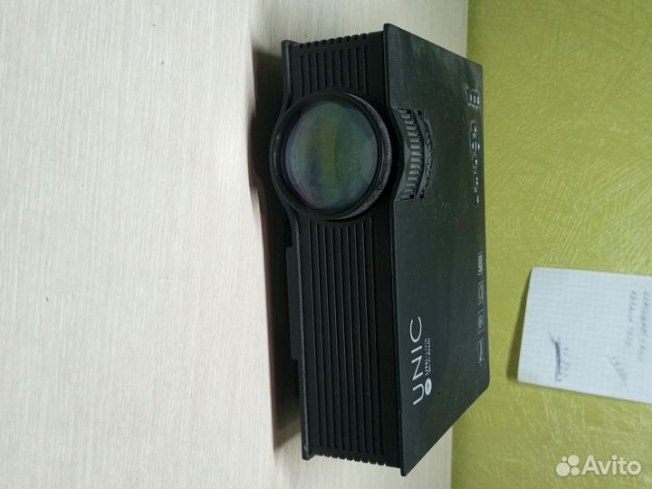 Проектор unic