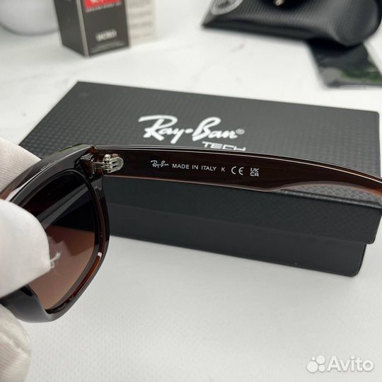 Солнцезащитные очки Ray Ban новинка