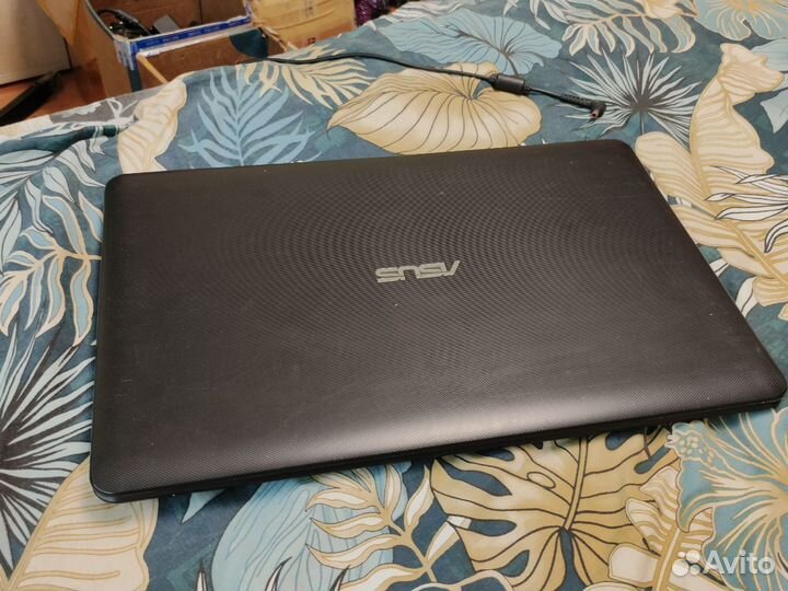 Asus 42 17.3