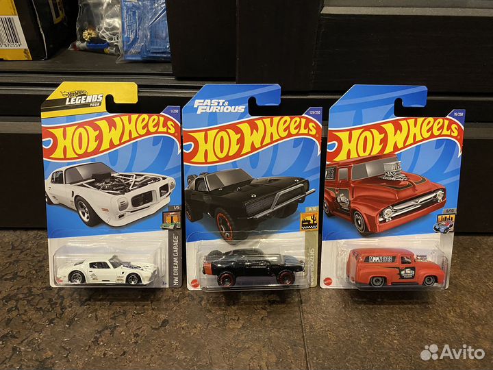 Hot Wheels main/premium/TH