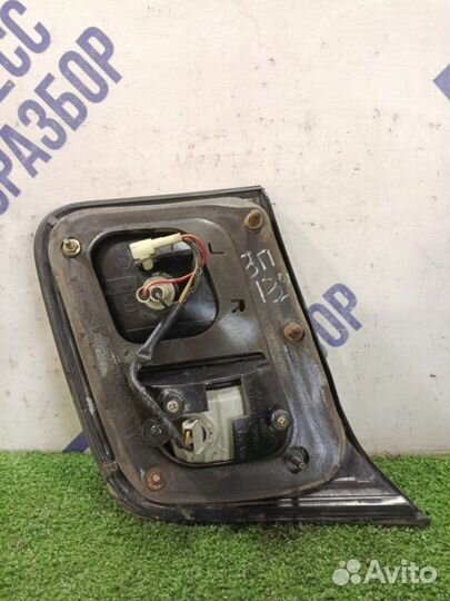 Фонарь задний правый Subaru Forester кроссовер 2.5