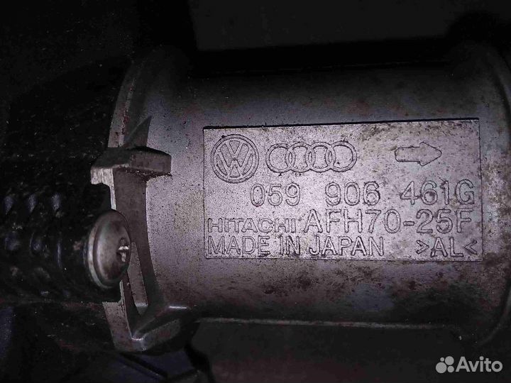 Расходомер воздуха Volkswagen Passat B5+