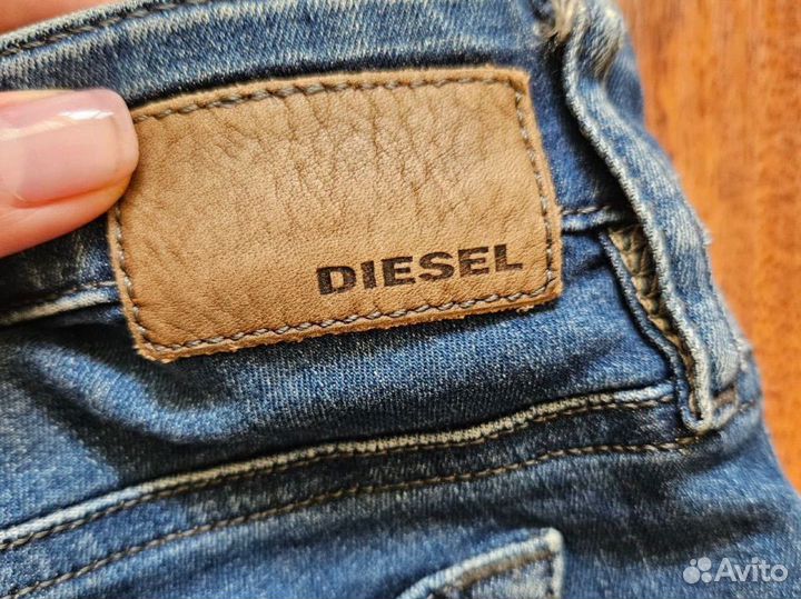 Женские джинсы Diesel, размер 28