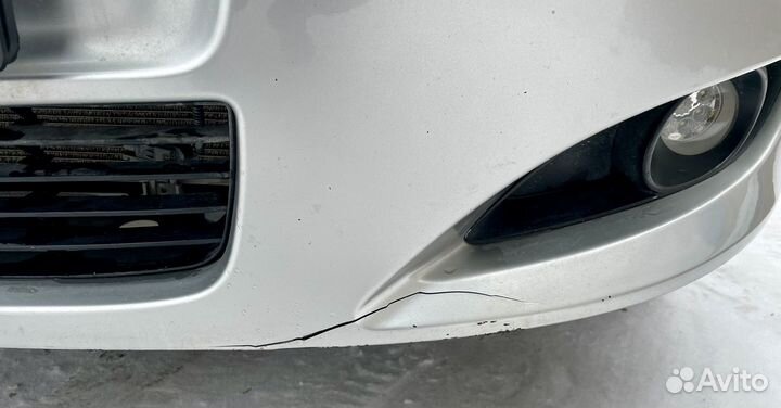 Бампер передний Toyota Auris E150