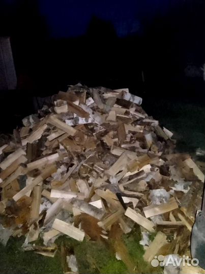 Дрова сухие навалом