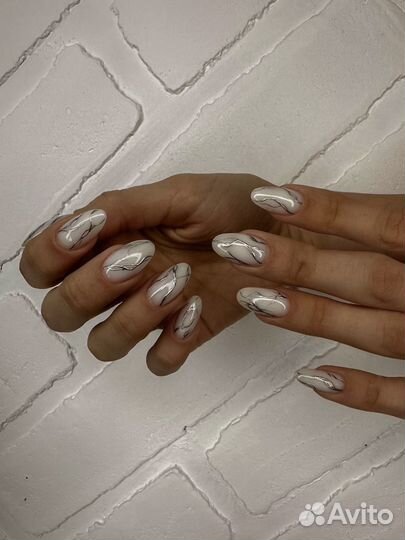 Мастер маникюра