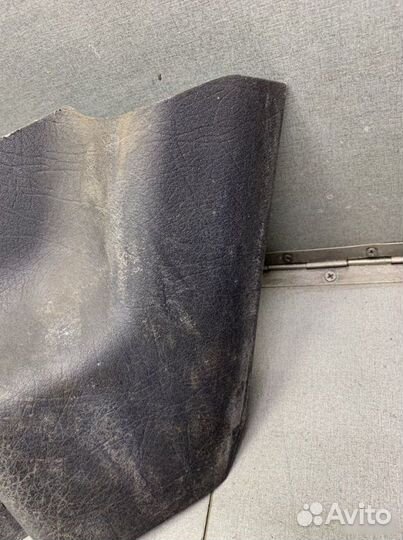 Обшивка стойки кузова Audi A6C4 седан 2.5TDI AAT