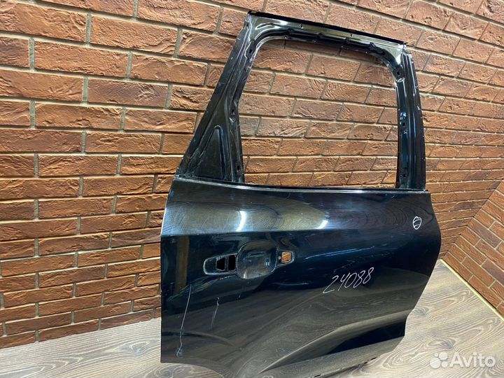 Дверь задняя правая Volvo XC60 2017+