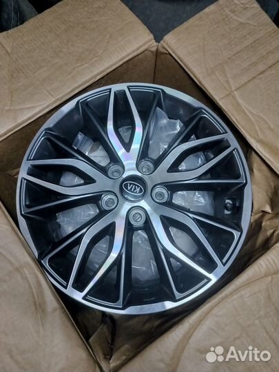 Диски KIA K5 R17
