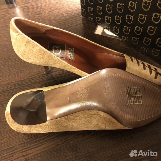 Туфли женские 37 размер новые