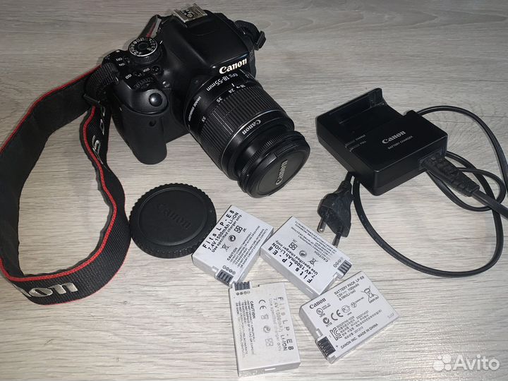 Зеркальный фотоаппарат canon 600d