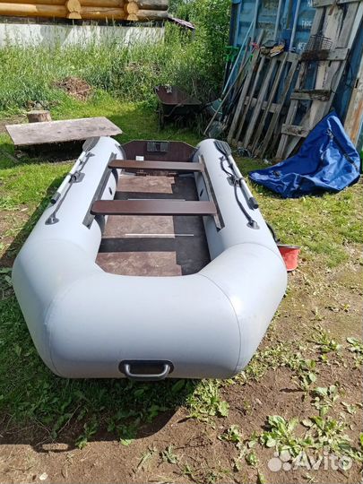 Надувная лодка Breeze 320K