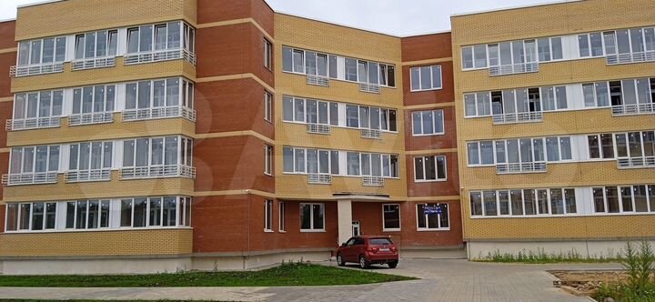 2-к. квартира, 56 м², 1/4 эт.