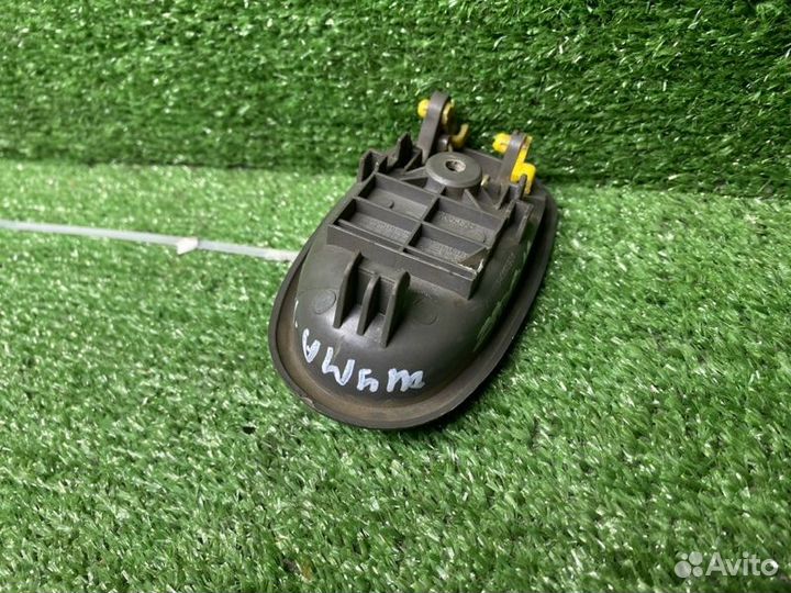 Ручка внутренняя передняя правая Kia Shuma