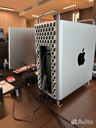 Настольный пк Mac Pro