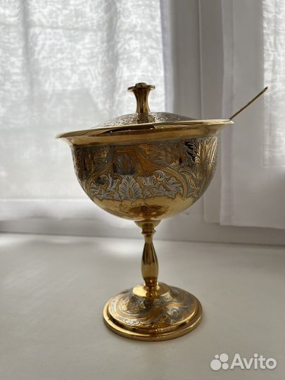 Конфетница/сахарница/икорница/медовница