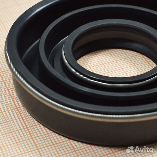 Сальник 30x52/73x11.5/15.5