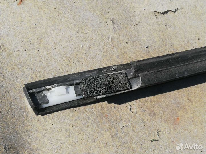 Бархотка стекла наружная Форд Мондео 4