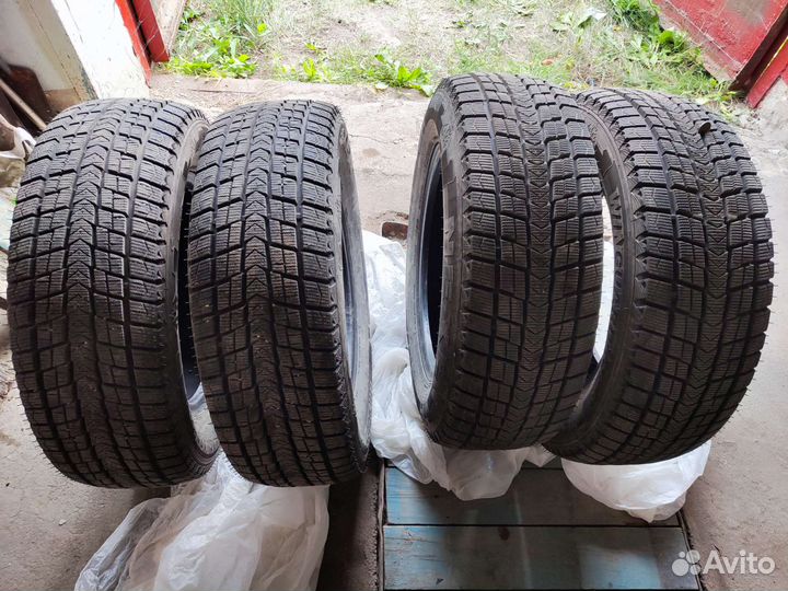 Nexen Winguard Ice SUV 235/65 R17