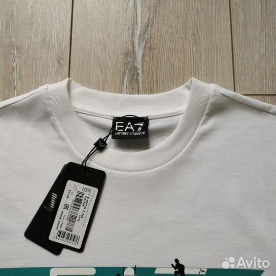 Футболка Armani EA7
